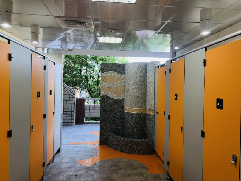 中市教育局積極整合中央地方經費  98校國中小老舊廁所將更新