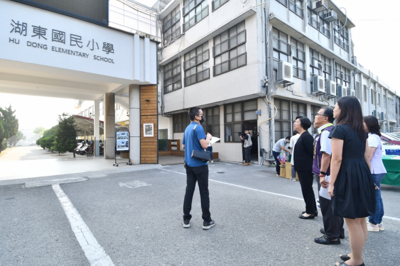 湖東國小川堂整建完成，王縣長前往參觀。（照片縣府提供）