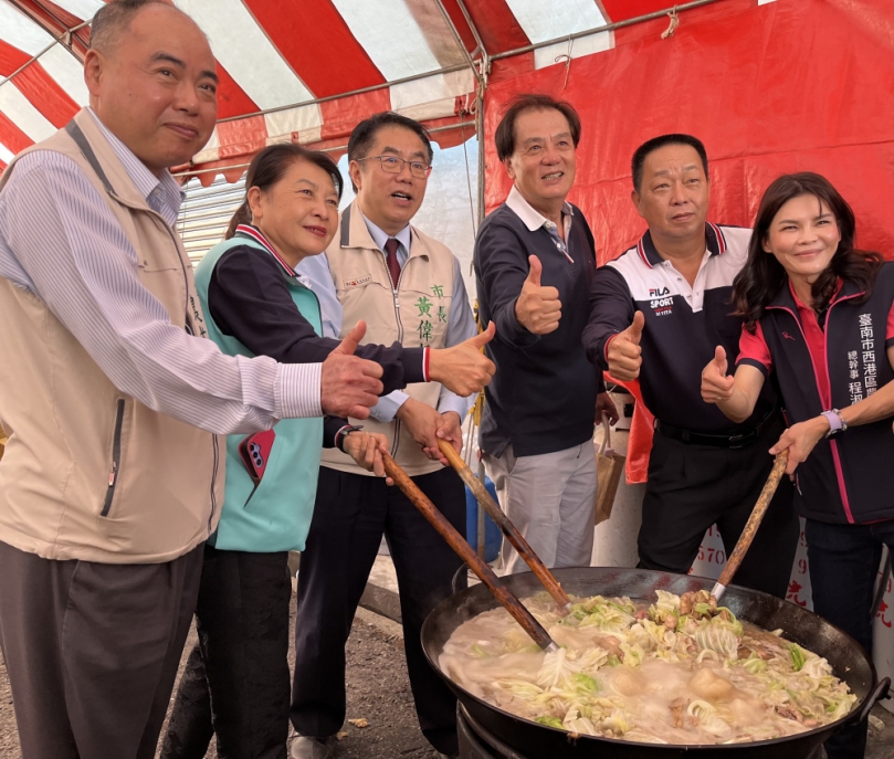 台南市長黃偉哲出席西港區農會滿百周年慶暨胡麻節活動