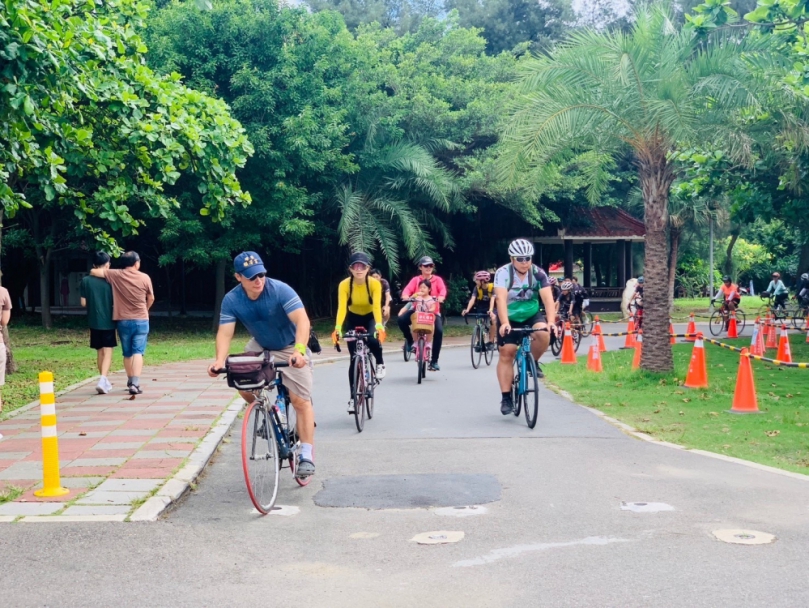 響應世界自行車日   新竹市歡迎逾50位車友共騎17公里海岸線美景