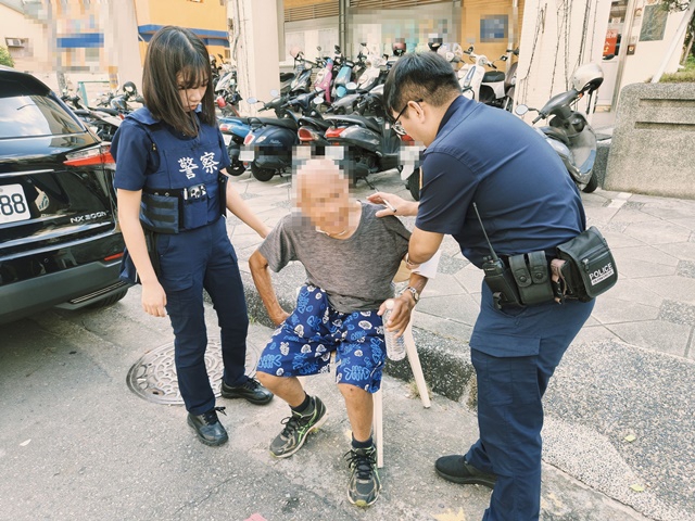 準人瑞申請敬老禮金釀驚魂   太平警熱心助返家