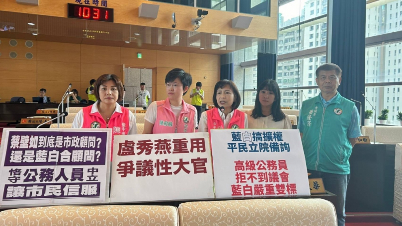 有給職市府顧問蔡壁如涉入京華城弊案疑雲  民進黨台中市議員陳俞融等人要求蔡壁如到議會備詢給市民一個交代  中市府法制局長李善植：依地方制度法規定  機要顧問屬於不具決策權限的幕僚人員  不屬於法定應列席人員