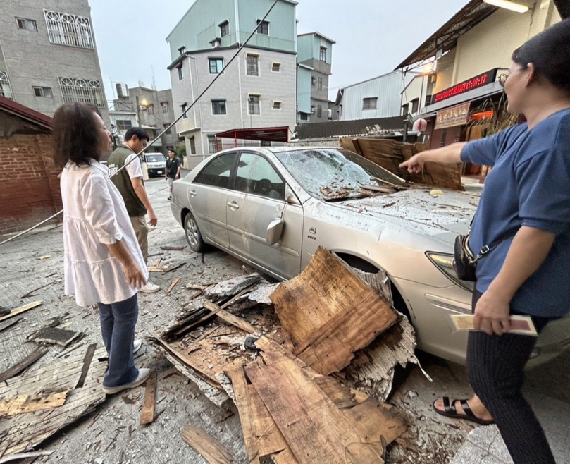 嘉義中埔震央地震連番搖晃 縣長翁章梁勘查中埔地震災情儘速復原