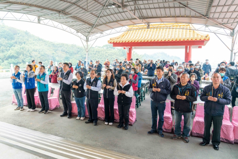 中市豐原觀音山納骨堂櫃位修復完工  民政局長吳世瑋出席祈福安靈法會開香