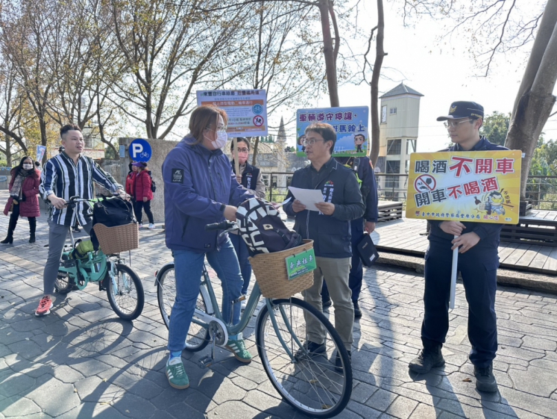 中市府辦理東豐及后豐鐵馬道聯合稽查   觀旅局：禁行微型電動二輪車 違者將依法開罰