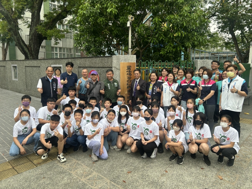 民進黨台中市議員李天生爭取經費補助完成修復「霧峰臻華石刻線畫文史廊道」揭牌啟用    新增在地文化旅遊觀光景點