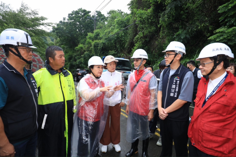 太平區黃竹里竹村路因豪雨崩塌  市長盧秀燕勘災指示：全力搶通、保障居民安全
