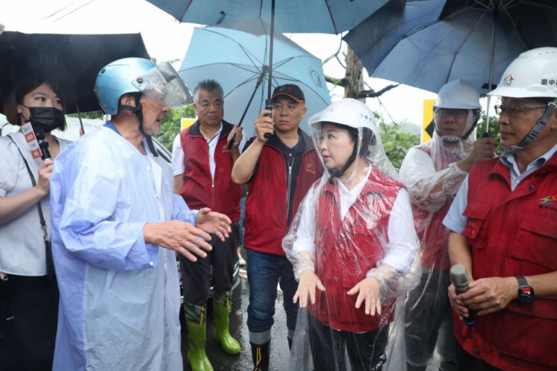 7月雨量破21年紀錄！北屯、石岡邊坡滑落波及6戶  市長盧秀燕親勘災指示：全力復原、保障居民安全