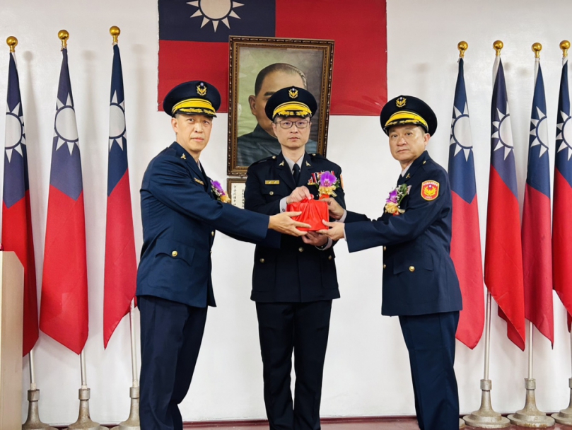 強化治安作為   新竹縣重要警職異動   新任主任秘書、竹北及竹東分局長宣誓就職