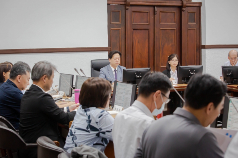 聚焦防颱、環保、教育   邱臣遠市務會議指示：落實「超前部署、務實行動」施政態度