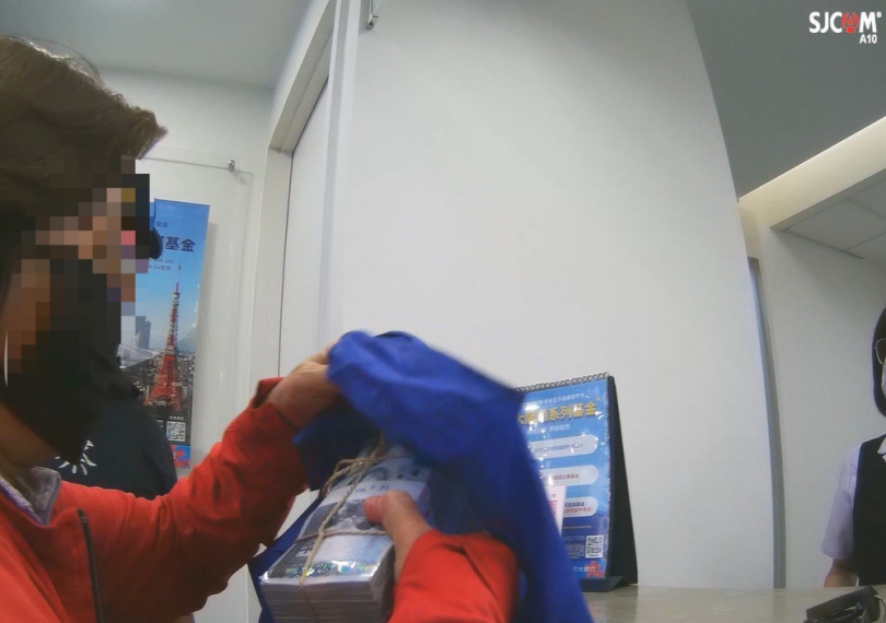 這次不是詐騙!民眾銀行領錢大里警協助護鈔
