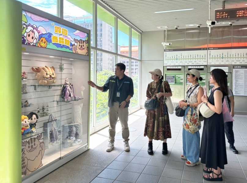 中捷霹靂主題車站名揚國際！日本鐵道迷跨海朝聖