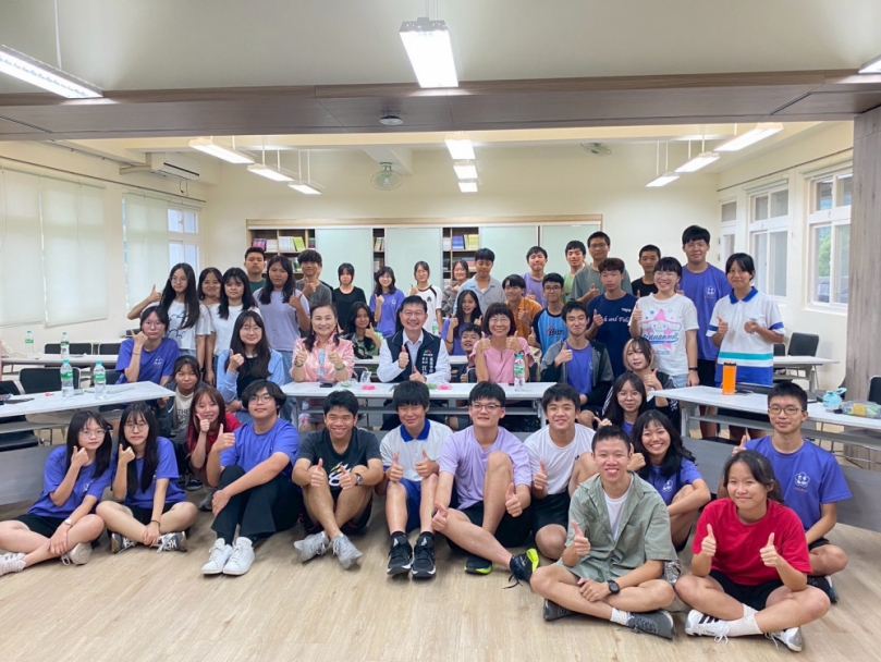 美語說客家、潮舞展創意！中市客委會表揚「台中市各高中客家采風教育服務工作坊」成員