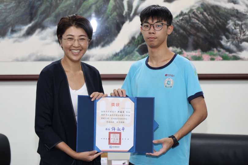 同德高一洪盛宸勇闖2025年日本西洋棋公開賽榮獲U18季軍