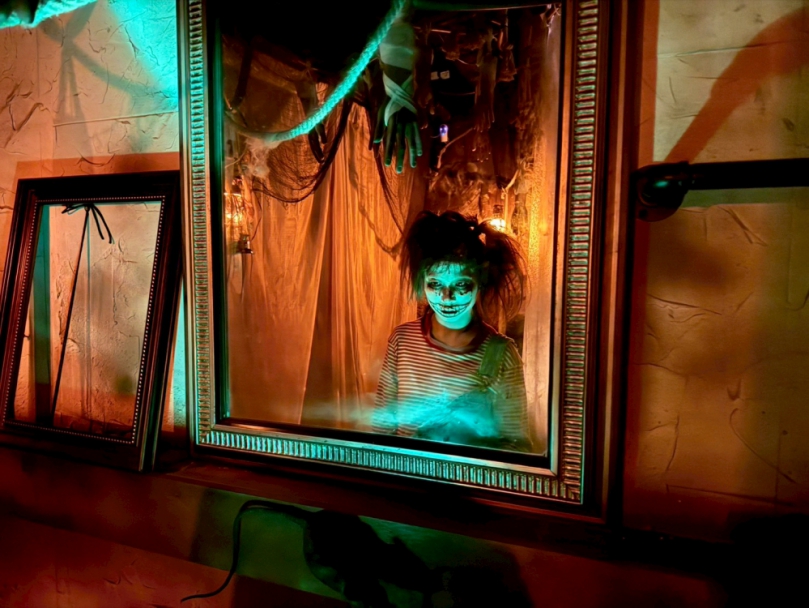 挑戰全台唯一解謎系鬼屋-怨靈礦屋  再闖惡靈餐廳大啖驚悚美味