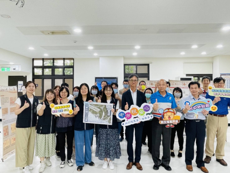 921記憶在檔案裡延續 中市地稅局「金典台中 檔藏稅史」檔案展前進南投