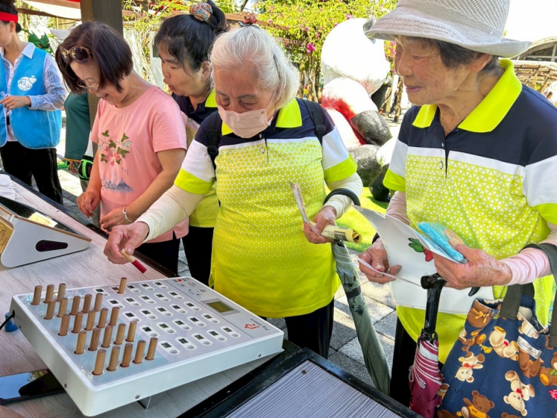 竹山秀傳醫院記憶同行*銀光樂智博覽會