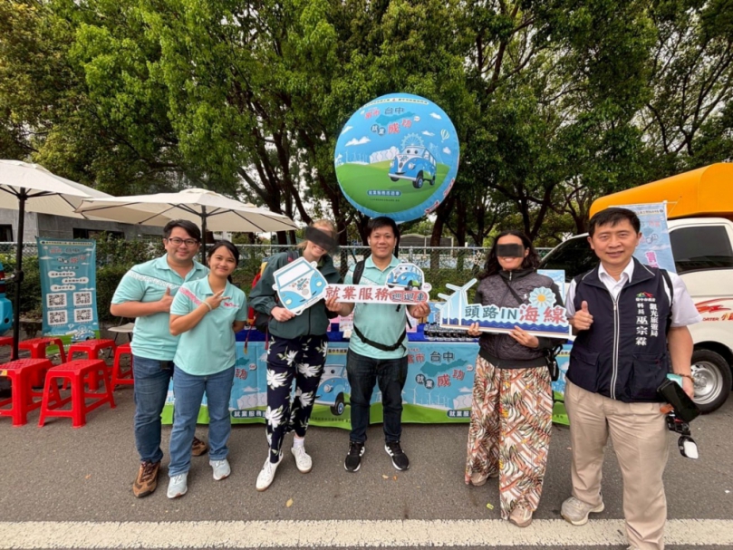 中市勞工局就業服務巡迴車   走透透提供即時服務