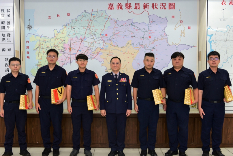 嘉義縣警察局表揚為民服務優良員警6件6人