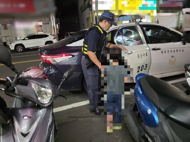 男童趁隙外出把診所當自己家   波麗士姐姐助返家