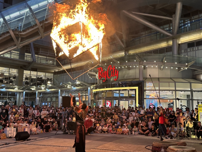 遠東巨城重磅迎接雙十連假   快閃美食＋街藝決賽   吃喝玩樂大放送！