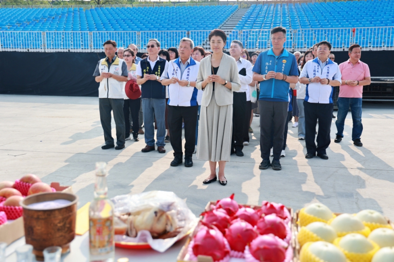 茶博、國慶焰火將登場 許淑華縣長率縣府首長祈福