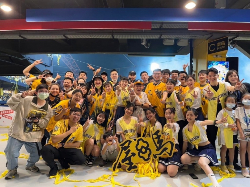 中信兄弟下半季封王  屋馬餐飲集團三品牌推出限時4天封王慶祝優惠