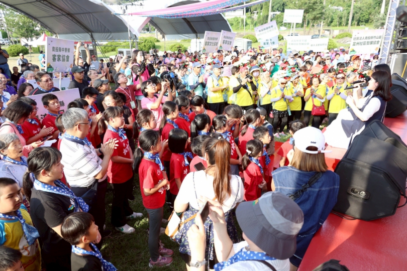 千人合唱客聲嘹亮 南投草地音樂會圓滿落幕