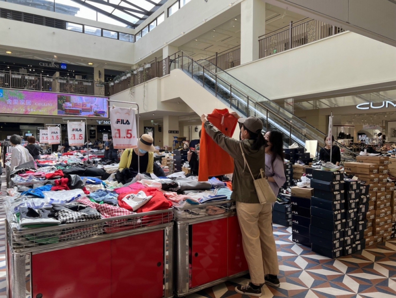 麗寶OUTLET週年慶10月17日登場  精品包、FILA特賣會最低2折起