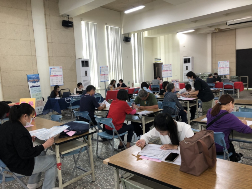 慶重陽！逾700職缺挺中高齡 中市府山線樂齡聯合徵才暖心登場