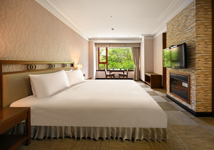 盡享絕美無價雲瀑流雲婚旅 阿里山神木婚禮入住阿里山賓館