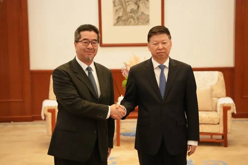 中共中央台辦、國務院台辦主任宋濤在天津會見即將接任國民黨副主席的馬英九基金會執行長蕭旭岑