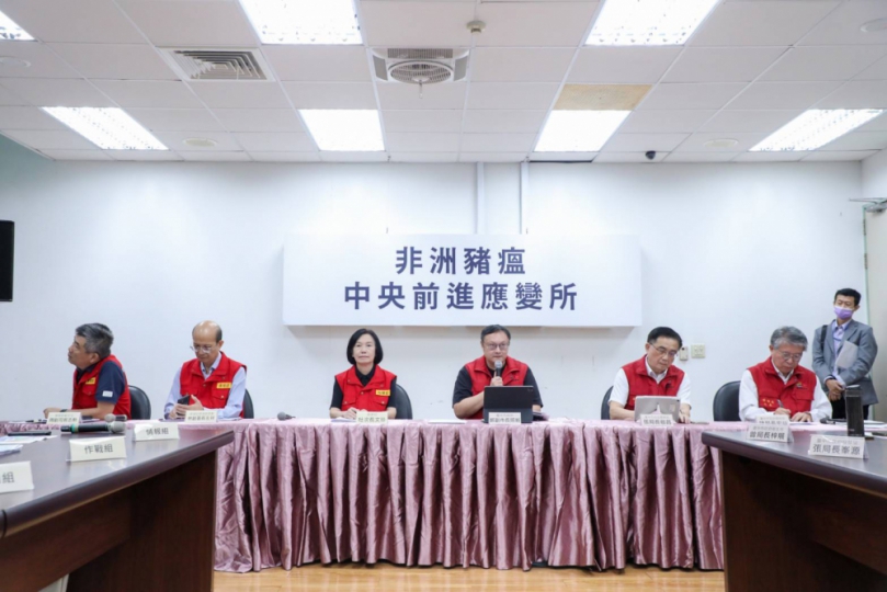 台中市農業局、環保局首長遭拔官　民進黨議員批沒有市長的道歉  中市府消極的態度令人髮指  台中市議會國民黨團書記長李中表示尊重  並要求中市府應記取相關教訓