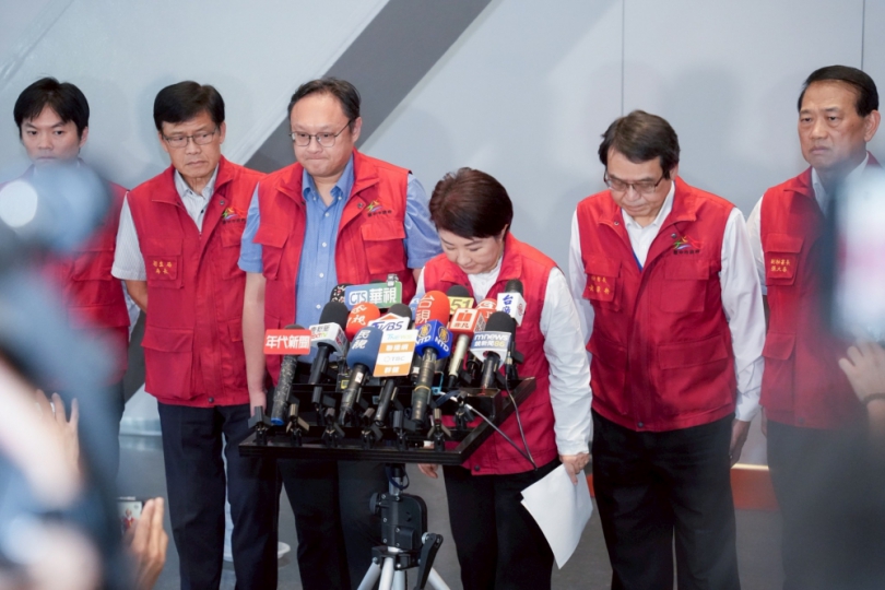 勇於承擔、任事  挺身面對防疫檢討聲浪  台中市長盧秀燕兩度鞠躬致歉：概括承受、引以為鑑