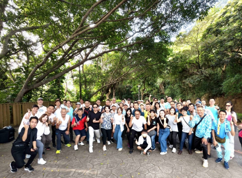 民眾黨十八尖山健走　小草與里長們共襄盛舉