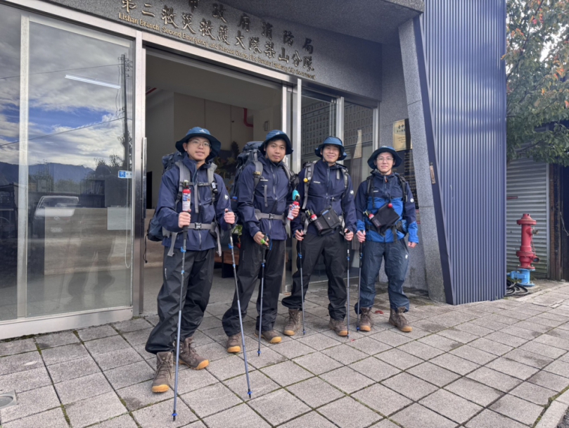 提升山域勤務安全   中市消防局山域分隊配備熊鈴、防熊噴霧