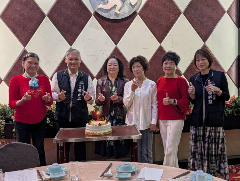 凝聚志工向心力！大里區公所舉辦114年民政志工大會暨慶生聯繫會報活動   區長鄭正忠區長代表盧秀燕市長向志工致謝