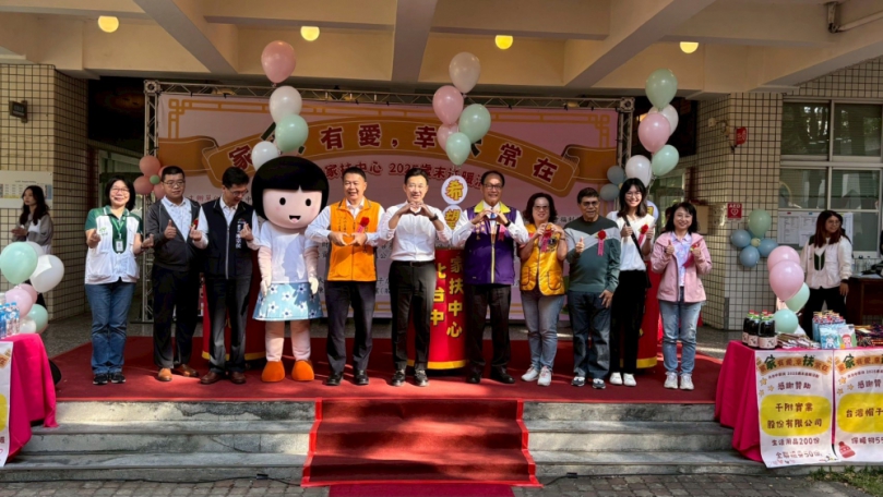 588位暖心人串聯，為北台中家扶弱勢家庭送上蒸煮鍋與物資包