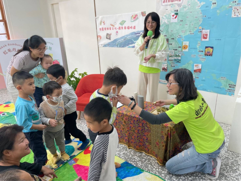 飲食文化遇見幸福味道    竹美館首次發表新住民話畫看繪本親子教案