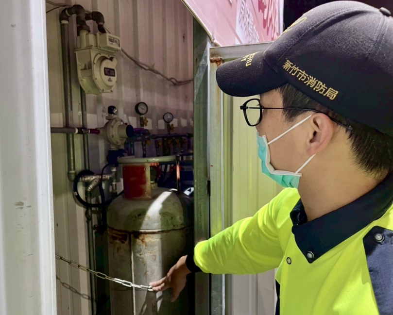 氣爆殷鑒不遠    邱臣遠要求周內完成營業場所瓦斯體檢