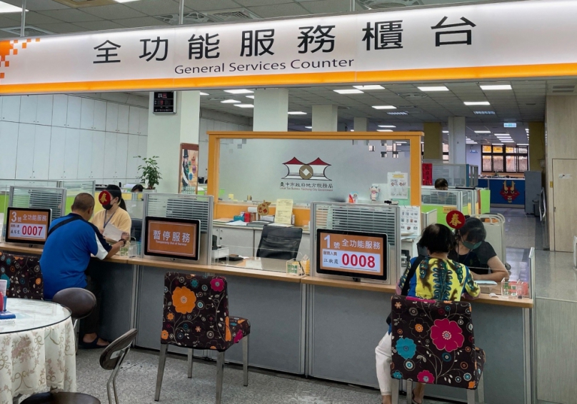 智慧稅務再進化！中市地稅局首創主動節稅機制與AI客服  幫民眾省稅逾億元、減碳守護環境