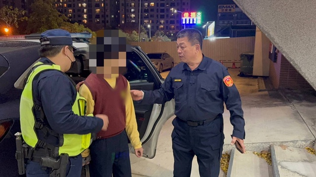 3旬男徒步17K只為「尋找童年回憶」  烏日暖警3度助返家