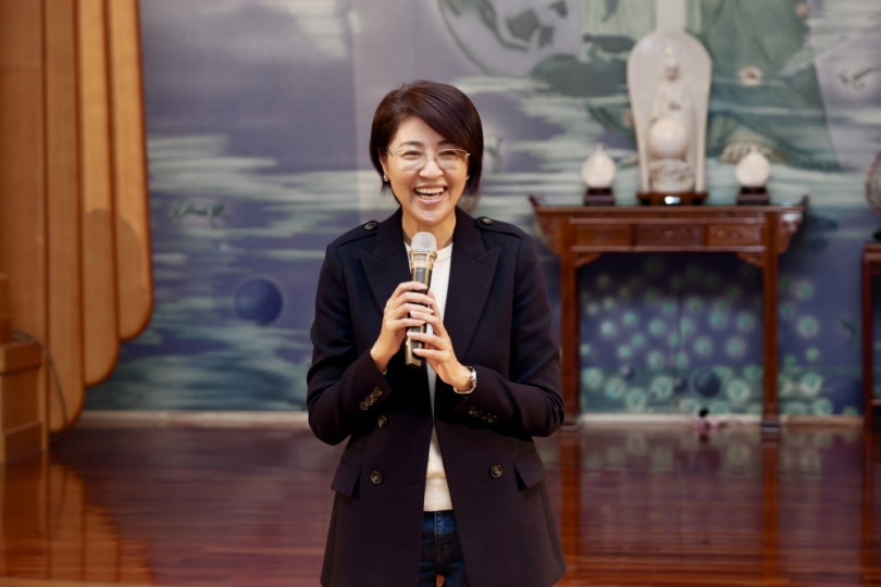 草屯、南投喜迎2026年慈濟60 許縣長出席歲末祝福會祈平安吉祥