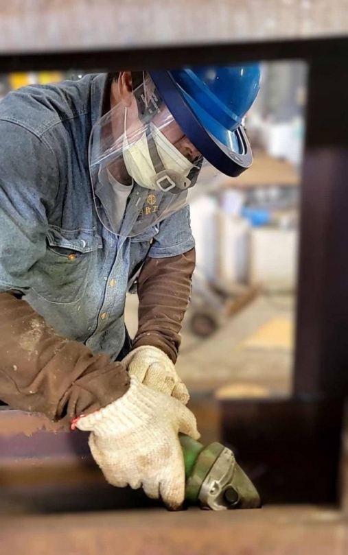 原民阿公為三孫撐起一個家　中彰投分署運用「僱用獎助措施」助重返職場解燃眉之急