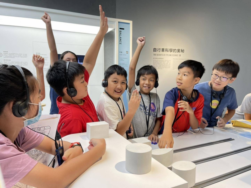 公私協力擦亮永續招牌 中市觀旅局攜手業者獲國際永續標章