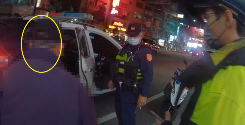 寒夜守護不缺席   潭北警即時救助路倒七旬老翁