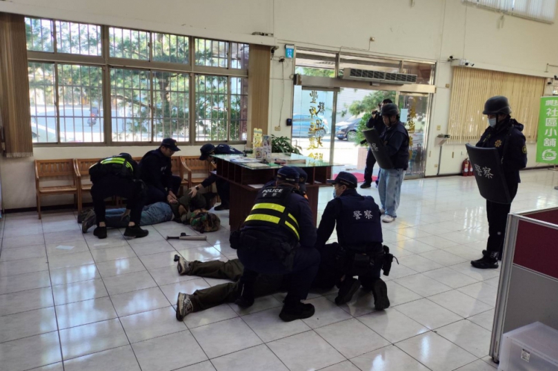 金融安全不懈怠   豐原警動員安全演練