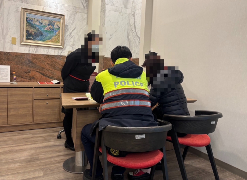 女導遊誤中假交友真詐財  大墩警成功攔阻五十萬元