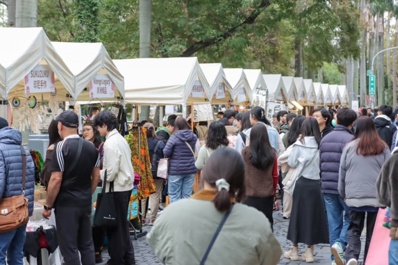 選物市集有創意   新竹市護城河新春市集大成功！