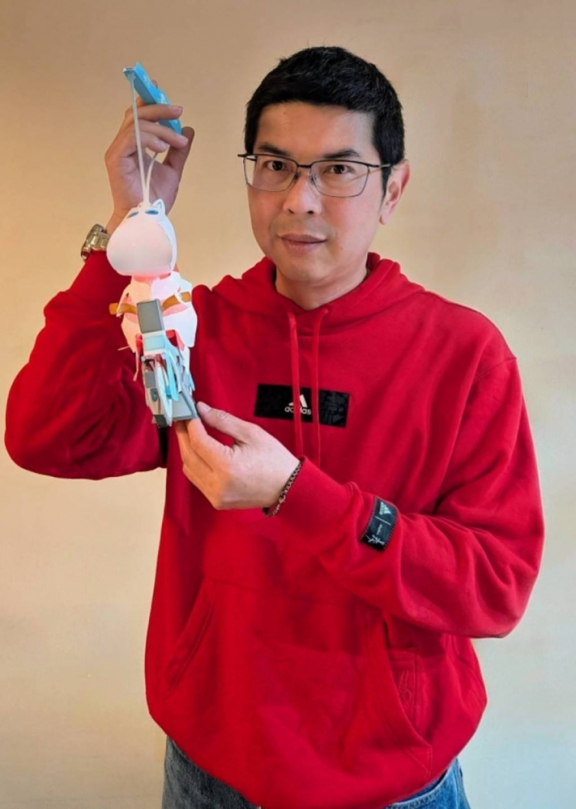 讓台中家長不用奔波排隊！民進黨台中市議會黨團總召周永鴻議會提案：學童普發元宵小提燈獲通過  觀旅局：姆明小提燈好評如潮！中市府衡酌預算規模   研議可行性